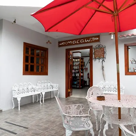 Hostal Macaw-3